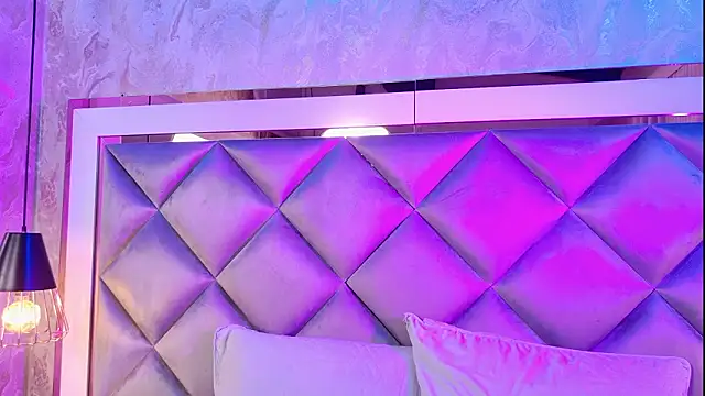 Snapshot of gemma_sm chatting on 4, 2, 2026 gemma sm online show from 4, 2, 2026