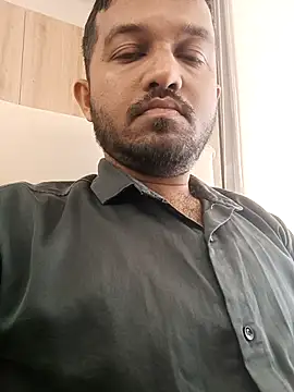 Snapshot of VJ17 chatting on 7, 10, 2025 VJ17 online show from 7, 10, 2025