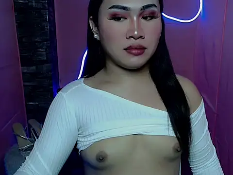 pretty lassy online show from 10, 11, 2025