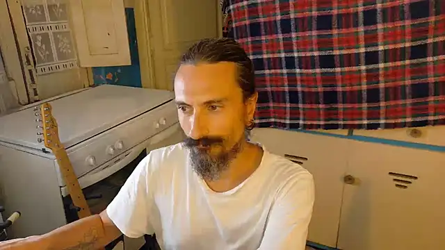 Snapshot of Mrkurt86 chatting on 8, 7, 2026 Mrkurt86 online show from 8, 7, 2026