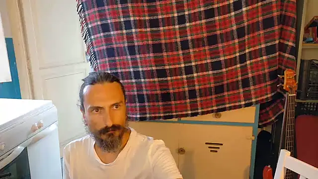 Snapshot of Mrkurt86 chatting on 9, 7, 2026 Mrkurt86 online show from 9, 7, 2026