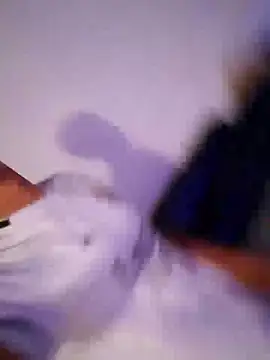 Snapshot of LUISSLEONN0958 chatting on 9, 11, 2025 LUISSLEONN0958 online show from 9, 11, 2025