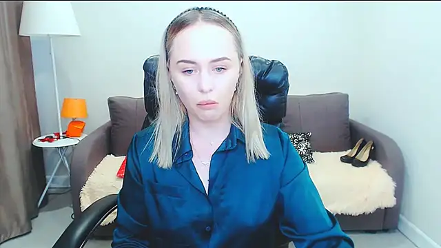 LiluMoon   online show from 8, 7, 2026