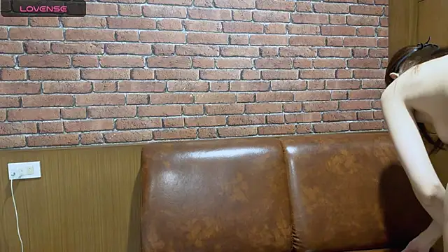 penny coco online show from 23, 3, 2026