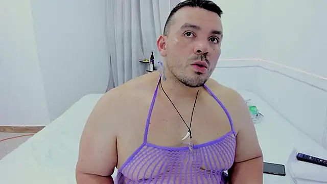 Snapshot of denny_scobar chatting on 2, 5, 2026 denny scobar online show from 2, 5, 2026