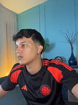 Leo Savage  online show from 31, 3, 2026