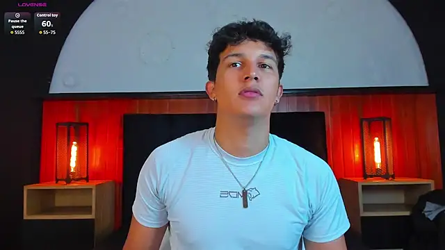 Leo Savage  online show from 19, 5, 2026