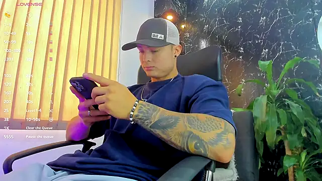 Alexander ferre online show from 26, 9, 2025