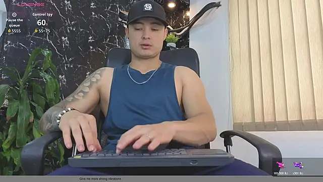 Snapshot of Alexander_ferre chatting on 12, 5, 2026 Alexander ferre online show from 12, 5, 2026