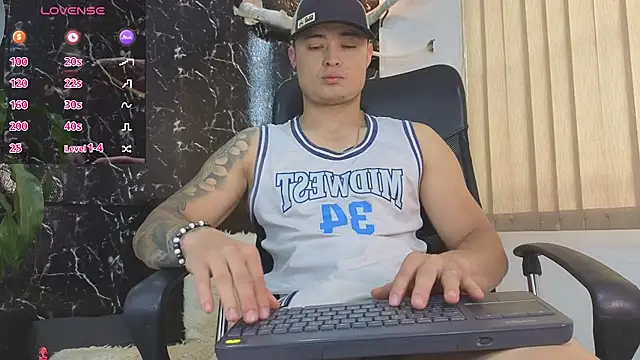 Snapshot of Alexander_ferre chatting on 26, 5, 2026 Alexander ferre online show from 26, 5, 2026