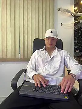 Snapshot of Alexander_ferre chatting on 31, 5, 2026 Alexander ferre online show from 31, 5, 2026