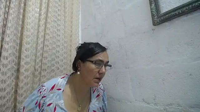 gabbyparker  online show from 27, 5, 2026