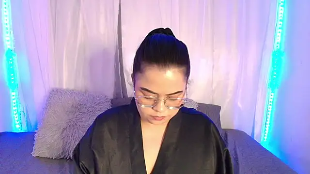 Snapshot of LilyRousee chatting on 21, 6, 2026 LilyRousee online show from 21, 6, 2026