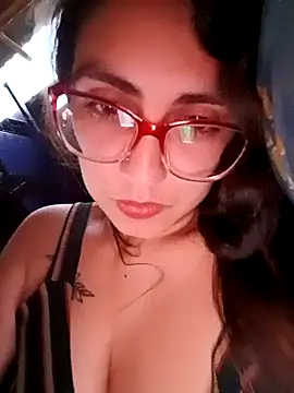 BomBomLuu online show from 22, 12, 2025