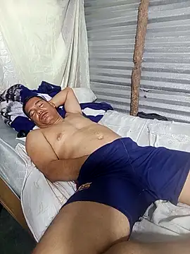 Snapshot of Franklin111230 chatting on 15, 12, 2025 Franklin111230 online show from 15, 12, 2025