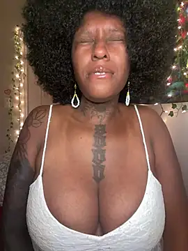 Snapshot of MistiSavannah chatting on 11, 6, 2026 MistiSavannah online show from 11, 6, 2026