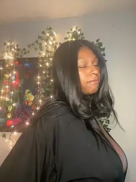 Snapshot of MistiSavannah chatting on 8, 7, 2026 MistiSavannah online show from 8, 7, 2026