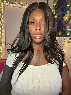 Snapshot of MistiSavannah chatting on 23, 7, 2026 MistiSavannah online show from 23, 7, 2026
