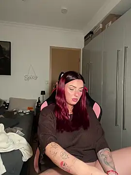 Snapshot of OliviaaFischer chatting on 28, 3, 2026 OliviaaFischer online show from 28, 3, 2026