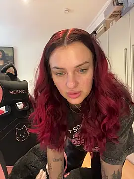 Snapshot of OliviaaFischer chatting on 16, 4, 2026 OliviaaFischer online show from 16, 4, 2026