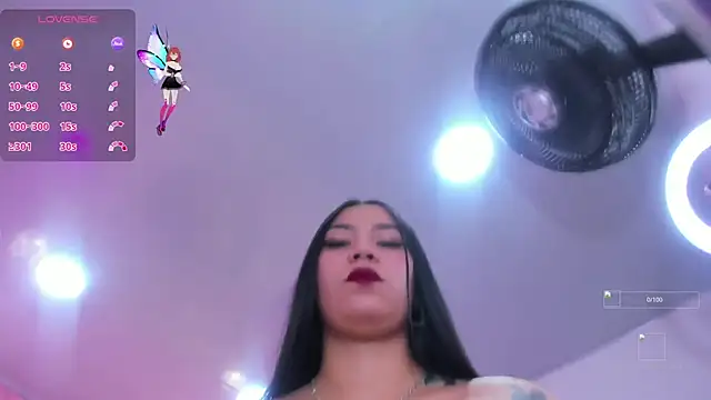  laaura  online show from 4, 10, 2025