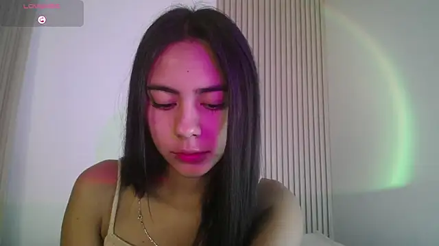 Snapshot of LilybethGray chatting on 14, 9, 2025 LilybethGray online show from 14, 9, 2025