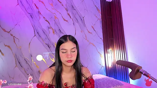 Snapshot of Emmiicute chatting on 1, 5, 2026 Emmiicute online show from 1, 5, 2026