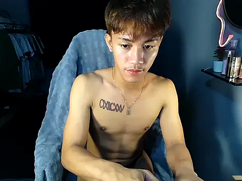 Snapshot of naughtyboyloy_0 chatting on 7, 6, 2026 naughtyboyloy 0 online show from 7, 6, 2026