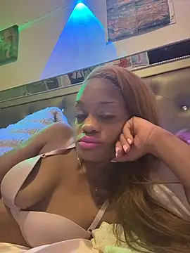 Snapshot of Angelbunnyy chatting on 12, 1, 2026 Angelbunnyy online show from 12, 1, 2026