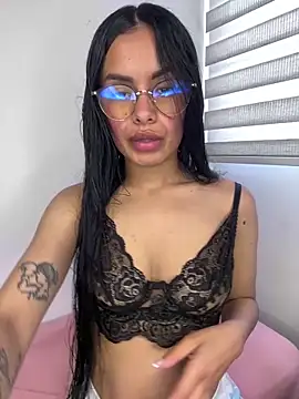 Melissa coch online show from 5, 12, 2025