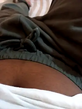 Mahiya0 online show from 31, 10, 2025