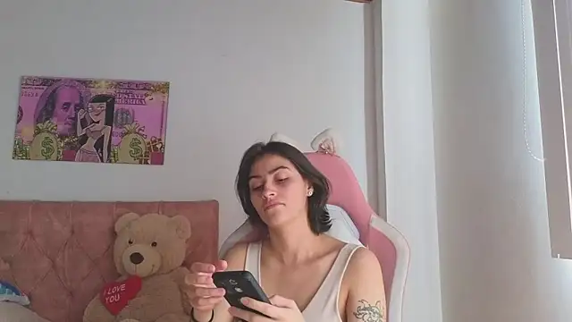 Crystal Star  online show from 22, 11, 2025