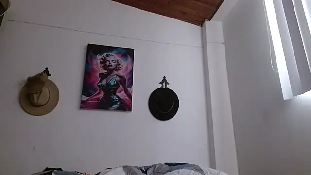 Crystal Star  online show from 13, 3, 2026