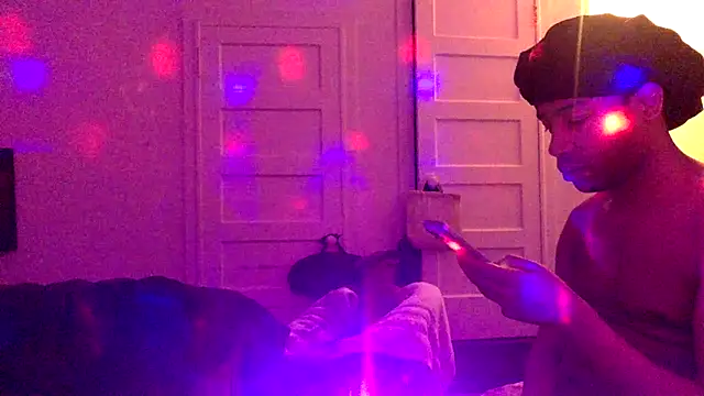 Diodre Benyoon online show from 9, 2, 2026