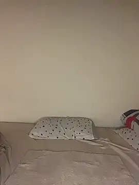 Enyagleam  online show from 16, 11, 2025