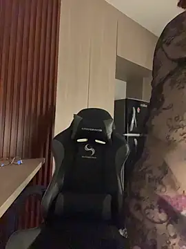 Enyagleam  online show from 15, 3, 2026