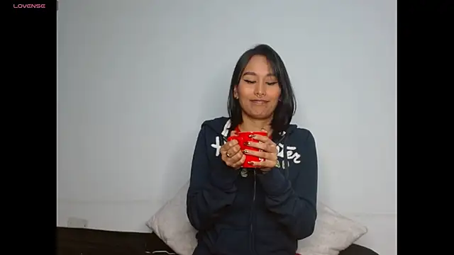 Snapshot of Gia_Lee chatting on 17, 1, 2026 Gia Lee online show from 17, 1, 2026