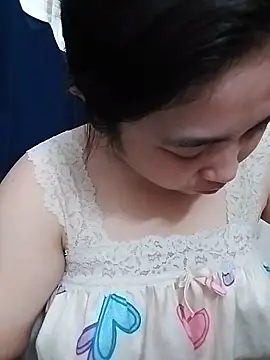 Snapshot of Minn-cute chatting on 28, 5, 2026 Minn-cute online show from 28, 5, 2026