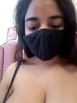 Little toy girl online show from 21, 3, 2026