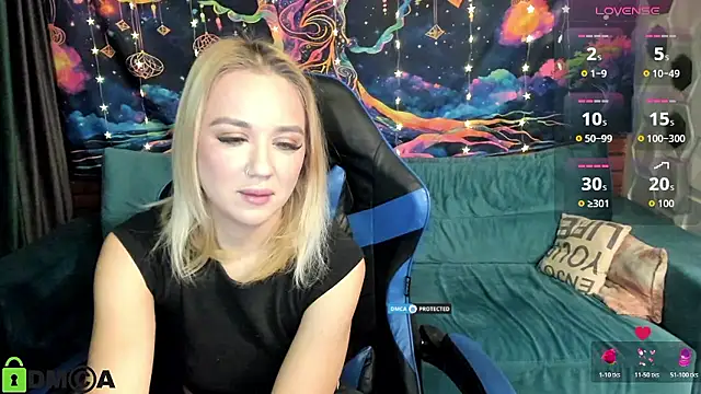 CrystalGirl99 online show from 12, 1, 2026