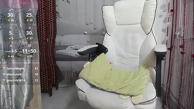 KateCondon online show from 25, 11, 2025