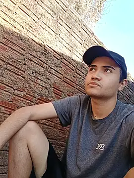Snapshot of novinho_safado__ chatting on 15, 6, 2026 novinho safado online show from 15, 6, 2026