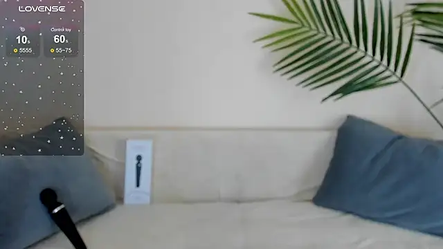 Snapshot of BlackyLii chatting on 12, 9, 2025 BlackyLii online show from 12, 9, 2025