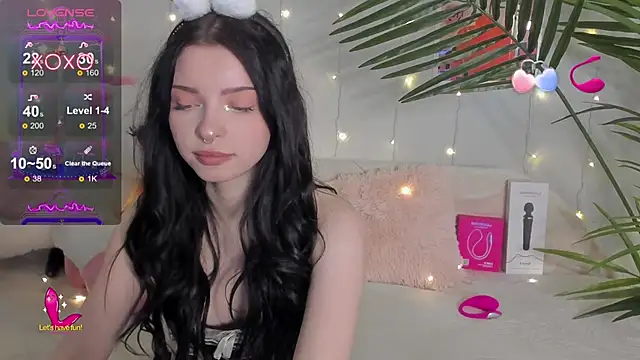 Snapshot of BlackyLii chatting on 14, 12, 2025 BlackyLii online show from 14, 12, 2025