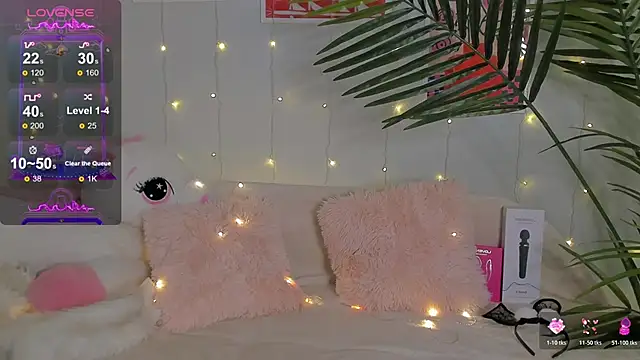 Snapshot of BlackyLii chatting on 23, 12, 2025 BlackyLii online show from 23, 12, 2025