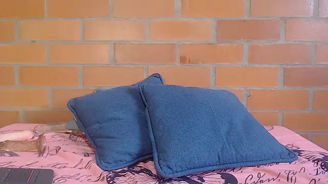 Montserrat Jay online show from 9, 2, 2026