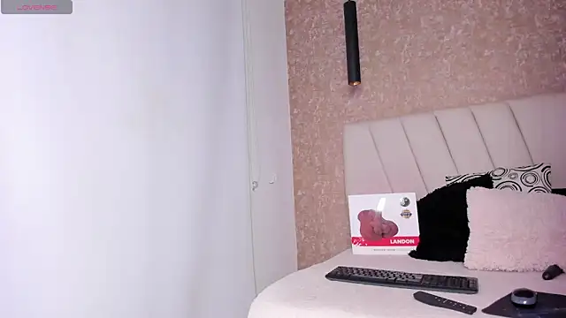 Amaranta carey online show from 16, 4, 2026