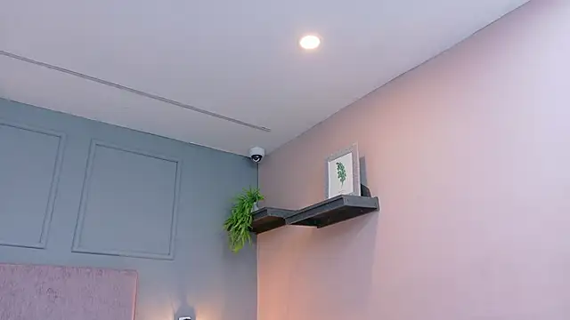 Camila Hill  online show from 30, 9, 2025