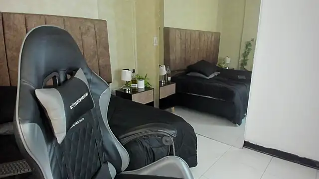 JulietaRioss online show from 11, 11, 2025