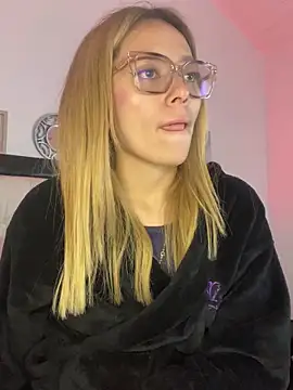 LanaMills  online show from 26, 10, 2025